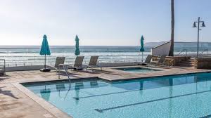 Pool Cleaning Service East Village, San Diego, CA